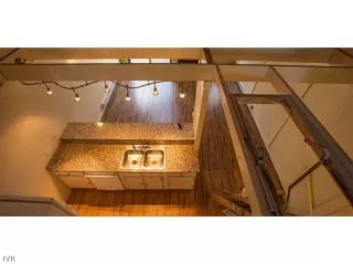 Photo #5: 942447 Listing