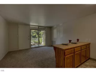 Photo #2: 942594 Listing