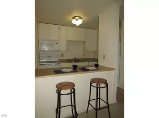 Photo #4: 942625 Listing