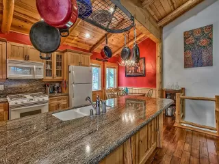 Photo #4: 942667 Listing