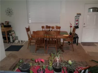 Photo #5: 942698 Listing