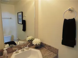 Photo #2: 942751 Listing