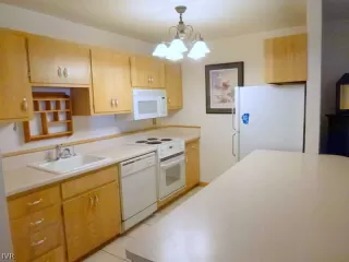 Photo #6: 942765 Listing