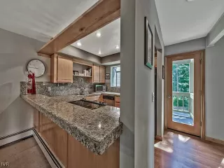 Photo #6: 942801 Listing