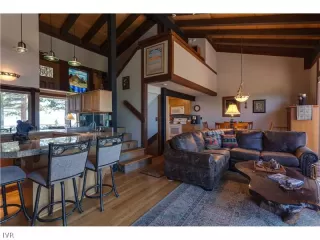 Photo #6: 942817 Listing