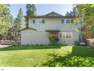 More Details about MLS # 942820 : 360 ALDER COURT 1