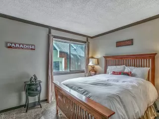 Photo #5: 942851 Listing