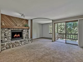 Photo #1: 942871 Listing