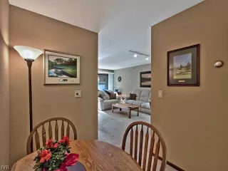 Photo #6: 942904 Listing