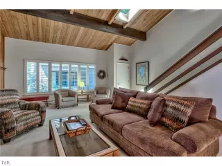 Photo #2: 942926 Listing