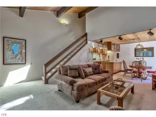 Photo #3: 942926 Listing