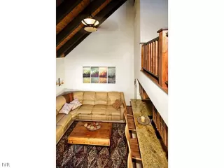 Photo #5: 942944 Listing 