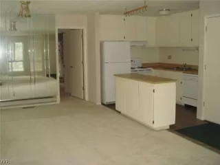 Photo #2: 942987 Listing