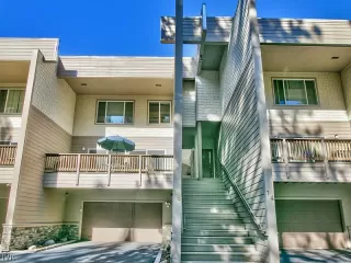 Photo #1: 942990 Listing