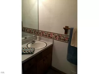 Photo #5: 943022 Listing