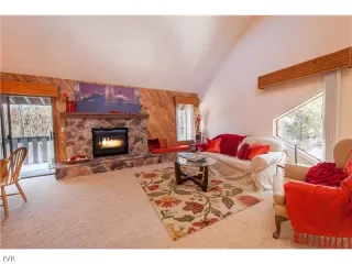 Photo #4: 943041 Listing 