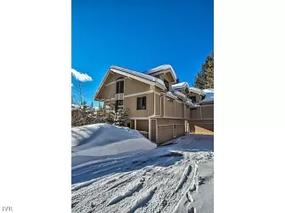 Photo #1: 943063 Listing