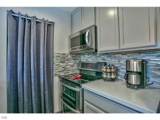 Photo #3: 943063 Listing