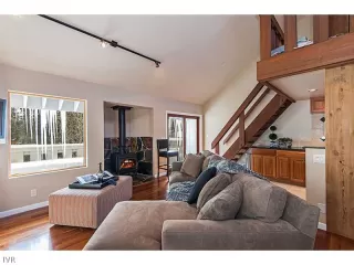 Photo #4: 943074 Listing 