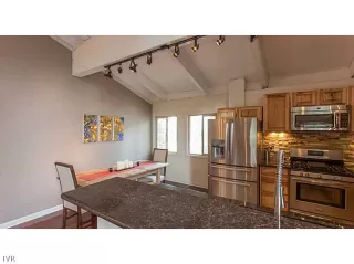 Photo #6: 943116 Listing