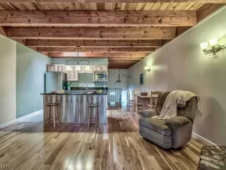 Photo #5: 943249 Listing