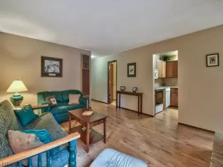 Photo #4: 943251 Listing 