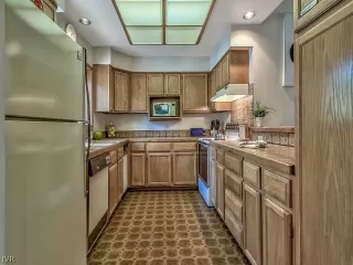 Photo #6: 943266 Listing