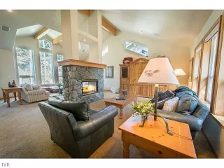 Photo #6: 943295 Listing 