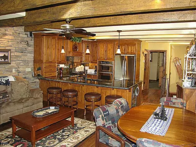 MLS: 943326 Condo For Sale