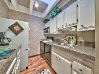 Photo #6: 943351 Listing 