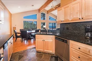 Photo #3: 943370 Listing