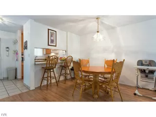 Photo #5: 943474 Listing