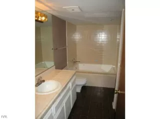 Photo #3: 943495 Listing