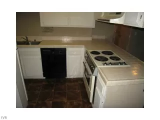 Photo #4: 943495 Listing