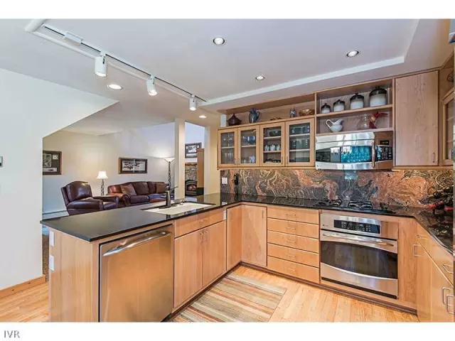 MLS: 943519 Condo For Sale