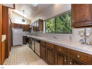 Photo #4: 943540 Listing 