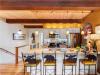 More Details about MLS # 1018058 : 989 TAHOE BOULEVARD 5